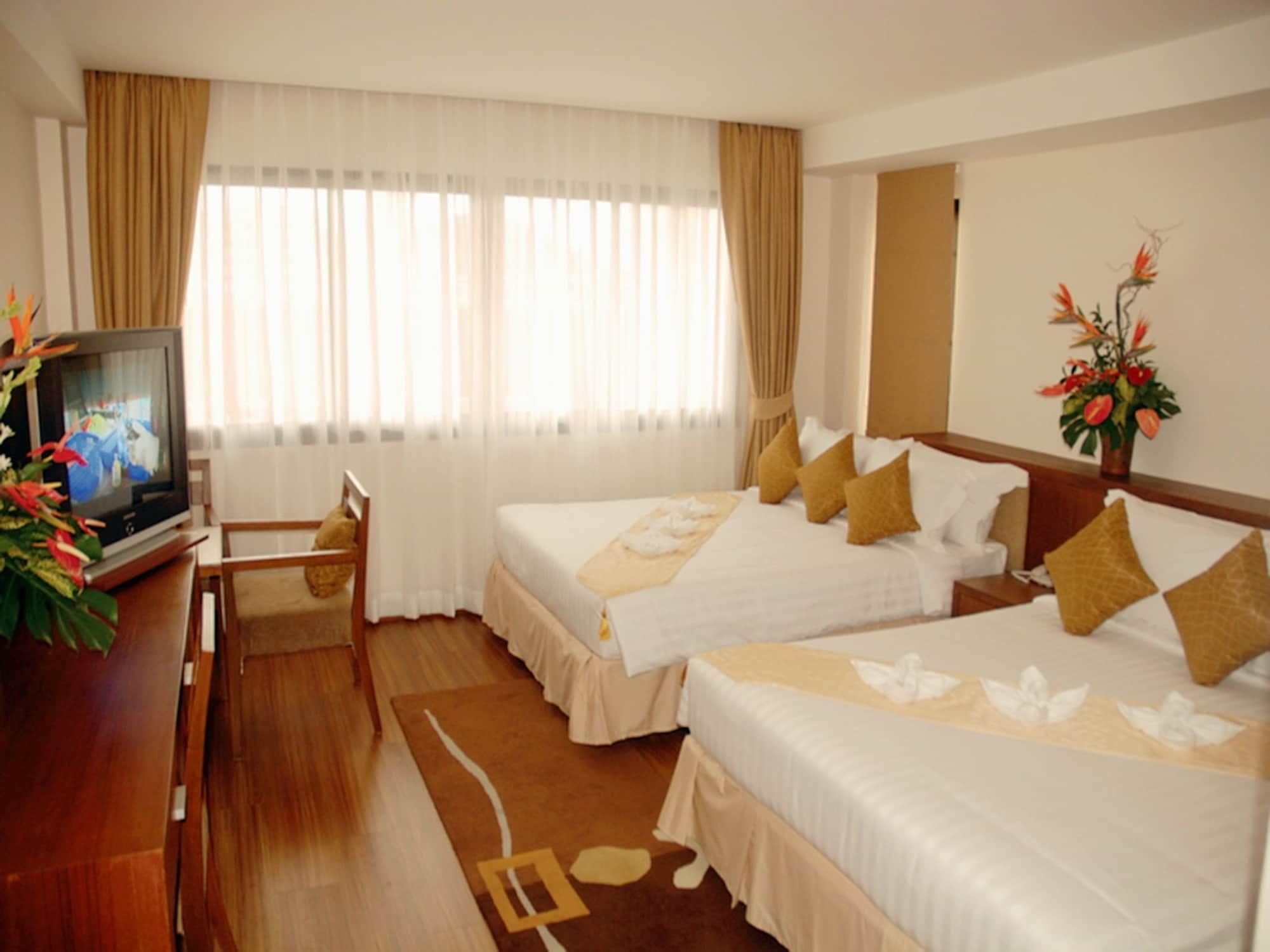 Hiran Residence Patong Kültér fotó